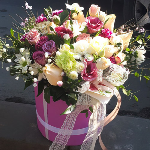 микс букет с эустомой в коробке Днепр фото